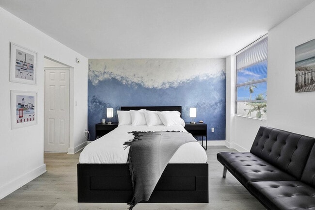 710 Washington Ave in Miami Beach, FL - Building Photo - Building Photo