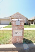 3004 NW 191st St in Edmond, OK - Building Photo - Building Photo