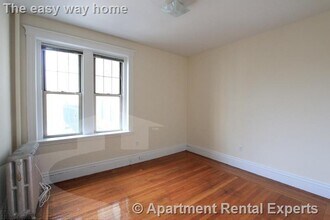 31 Park Dr in Boston, MA - Building Photo - Building Photo