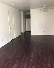 415 Fry St in Denton, TX - Building Photo - Building Photo