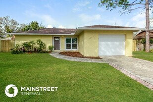 17734 Rivendel Rd in Lutz, FL - Building Photo