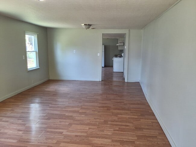 401 Smith St in Radcliff, KY - Building Photo - Building Photo