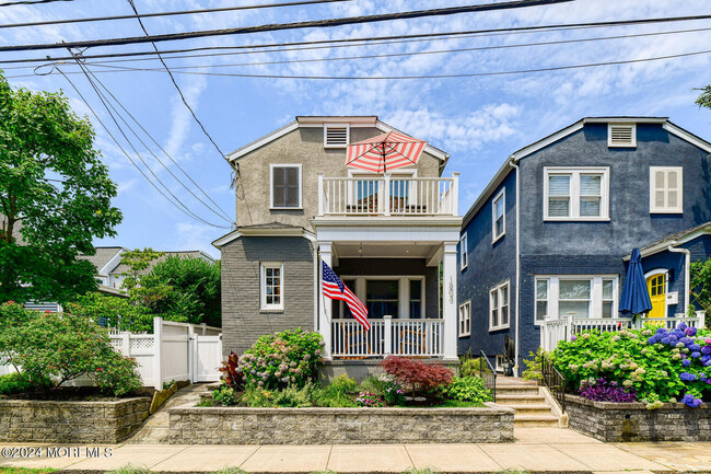property at 1503 Emory St