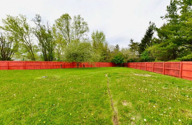 5742 Pillory Way in Indianapolis, IN - Building Photo - Building Photo