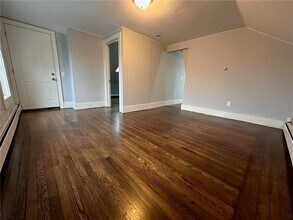 30 Hawthorne St in Providence, RI - Building Photo - Building Photo