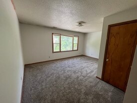 815 Broad St, Unit H