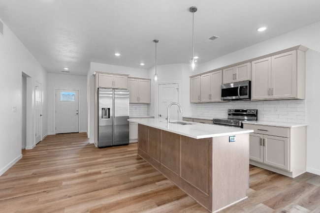 property at 2713 Sachet Pl
