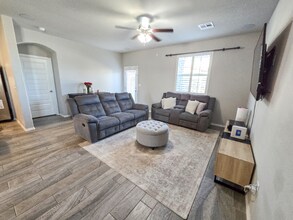 12269 Desert Dove Ave in El Paso, TX - Building Photo - Building Photo