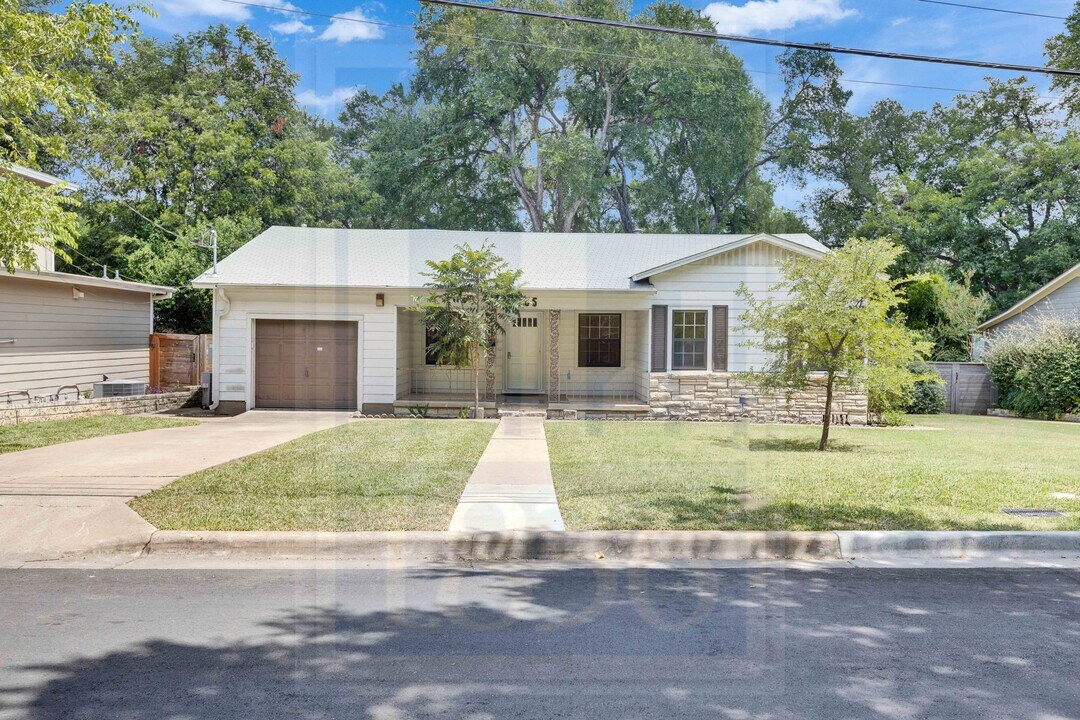 2205 Sharon Ln in Austin, TX - Building Photo