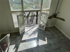 1801 E Katella Ave in Anaheim, CA - Foto de edificio - Building Photo