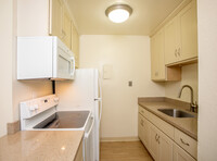 Mathilda Garden Apartments photo'