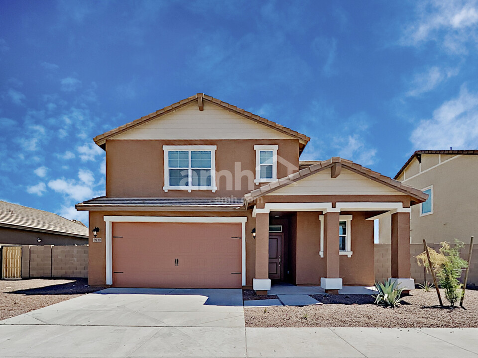 5939 W Larkspur Dr in Glendale, AZ - Building Photo