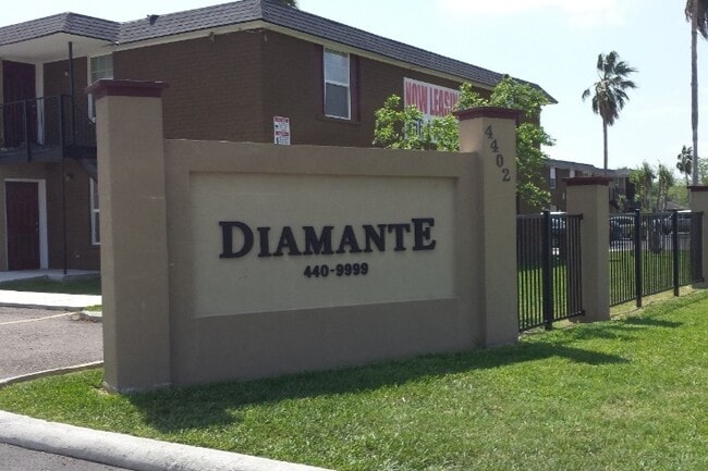 Diamante Apartments