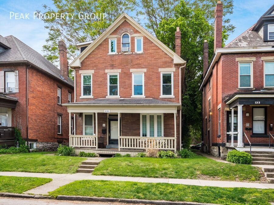 131 W 8th Ave in Columbus, OH - Foto de edificio