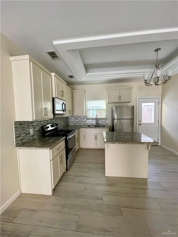 21 N Iris St in Pharr, TX - Building Photo - Building Photo