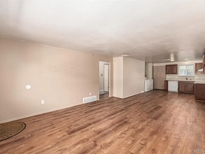 1601 Nome St in Aurora, CO - Building Photo - Building Photo