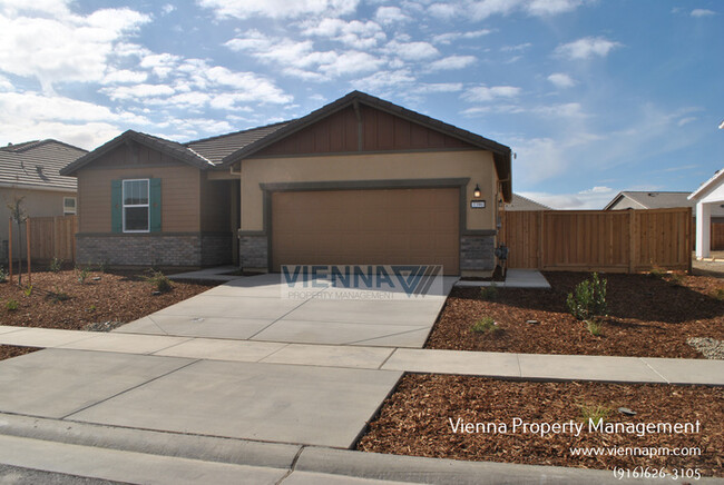 1396 Kensington Dr in Plumas Lake, CA - Building Photo - Building Photo