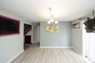 90 Brightwood Ave in Worcester, MA - Building Photo - Building Photo