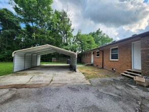1306 White Blvd in Murfreesboro, TN - Building Photo - Building Photo
