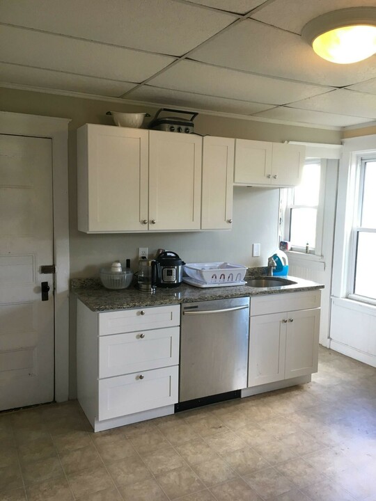 22 Appleton St, Unit 3 in Somerville, MA - Building Photo