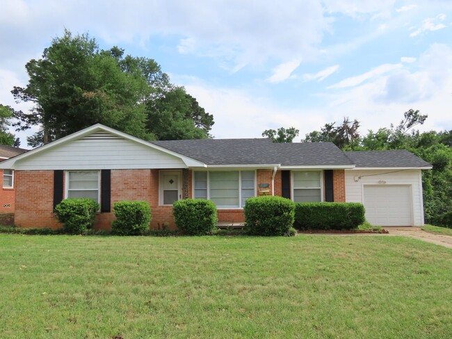 property at 1301 Sunset Dr