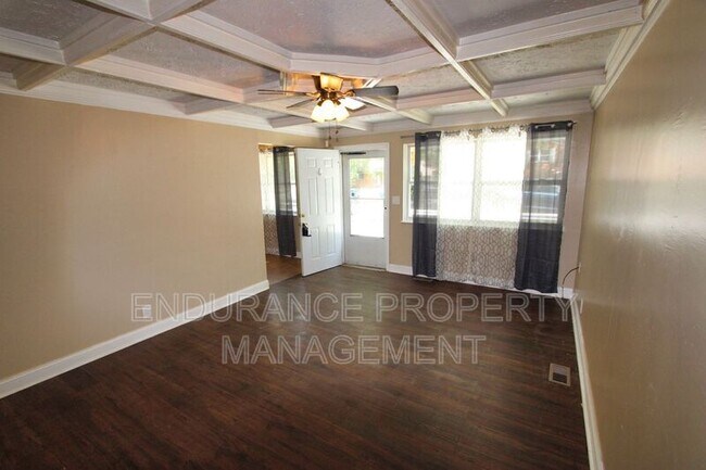1625 Linnbrook Dr in Dayton, OH - Building Photo - Building Photo