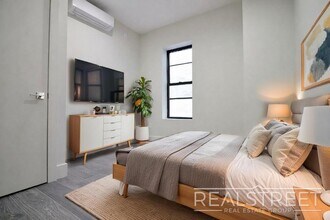 1159 St Johns Pl, Unit 2B in Brooklyn, NY - Building Photo - Building Photo