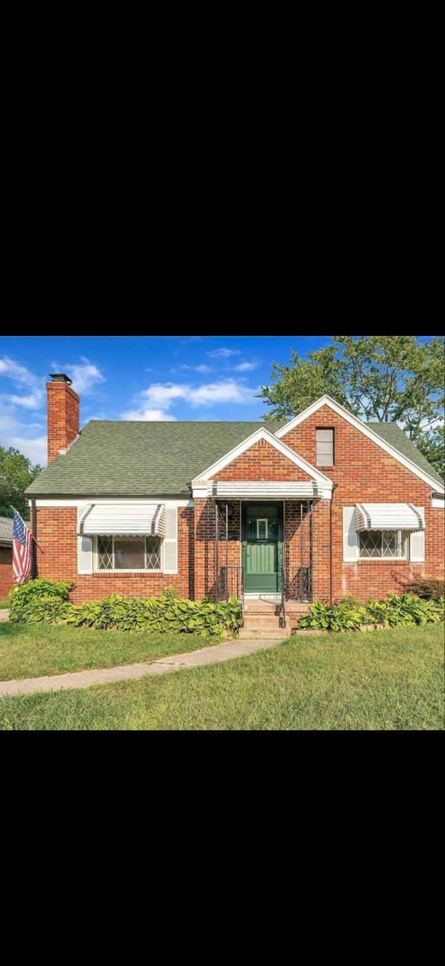 property at 3444 Saint Bernard Dr