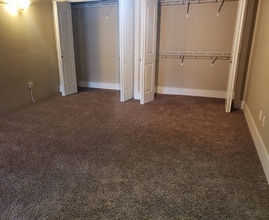 411 Brady St in Davenport, IA - Foto de edificio - Building Photo