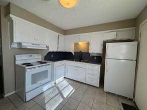 4304 NW Pollard Ave in Lawton, OK - Building Photo - Building Photo