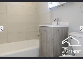 3928 N Pine Grove Ave, Unit 1 in Chicago, IL - Building Photo