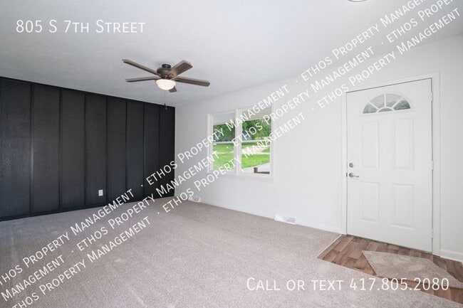 805 S 7th St in Ozark, MO - Building Photo - Building Photo