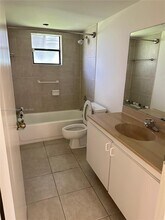 7955 SW 86th St in Miami, FL - Building Photo - Building Photo