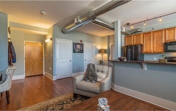 140 E Glenwood Ave in Knoxville, TN - Building Photo - Building Photo