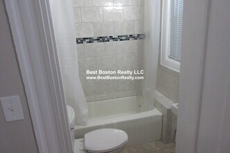 26 John F. Kennedy St in Cambridge, MA - Foto de edificio - Building Photo