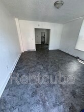 1702 Rhomberg Ave in Dubuque, IA - Building Photo - Building Photo