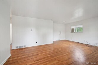 2490 S Lafayette St in Denver, CO - Building Photo - Building Photo