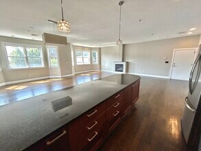 81 Boylston St in Brookline, MA - Building Photo - Building Photo