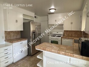 1546 E Loftus Ln in Fresno, CA - Building Photo - Building Photo