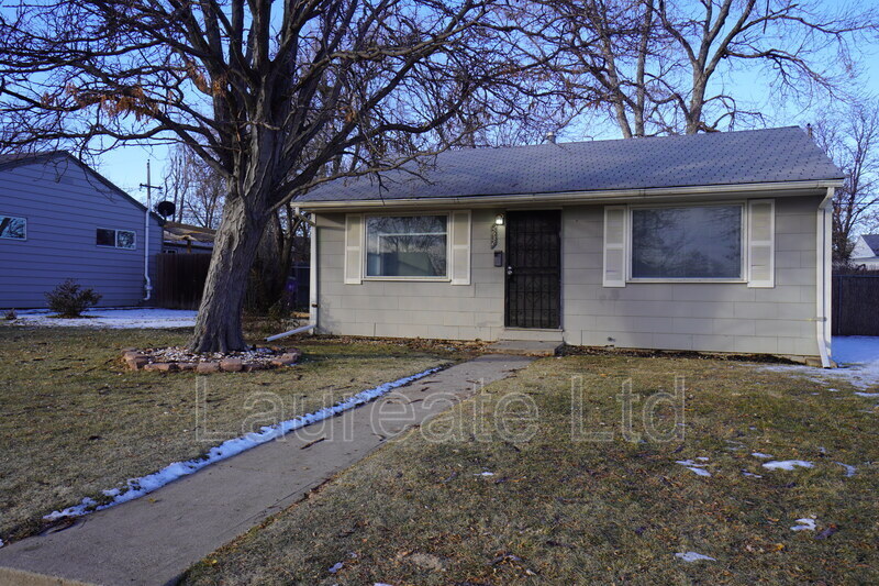 2631 S Hazel Ct in Denver, CO - Building Photo