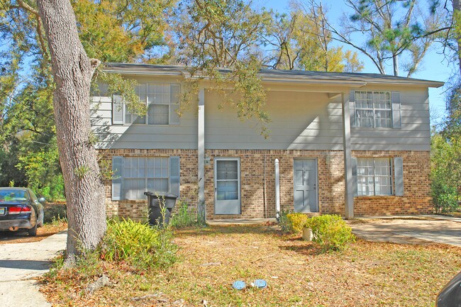 1496 John Carroll Dr in Pensacola, FL - Building Photo - Building Photo