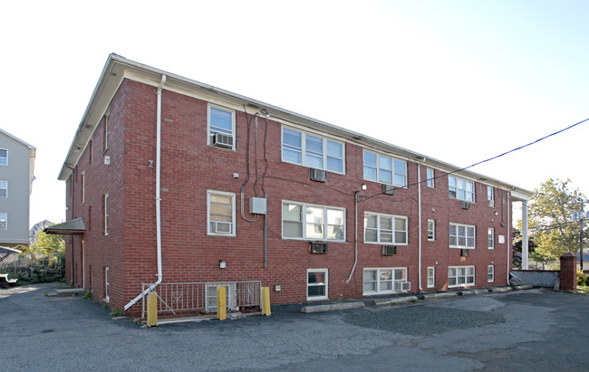 Maple Garden in Elizabeth, NJ - Building Photo - Building Photo