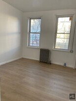 CLEVELAND STREET in Brooklyn, NY - Building Photo