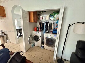 19845 NW 78th Path in Hialeah, FL - Building Photo - Building Photo