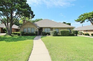 1327 High Ridge Dr in Duncanville, TX - Building Photo