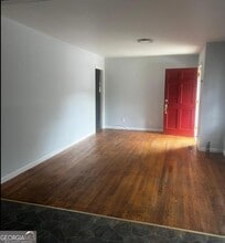 184 Pecan Dr in Hartwell, GA - Foto de edificio - Building Photo