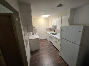 6840 W North Ave, Unit 2B in Chicago, IL - Building Photo - Building Photo