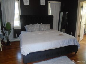206 Washington Ave in Carteret, NJ - Building Photo - Building Photo
