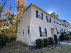 201 Socket St in Raleigh, NC - Building Photo