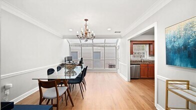 28 Mt Vernon Cir in Dunwoody, GA - Building Photo - Building Photo